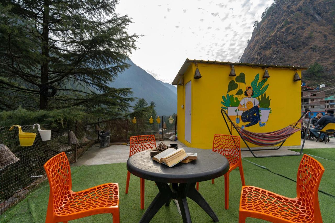 Nomads Hostel Kasol Buitenkant foto