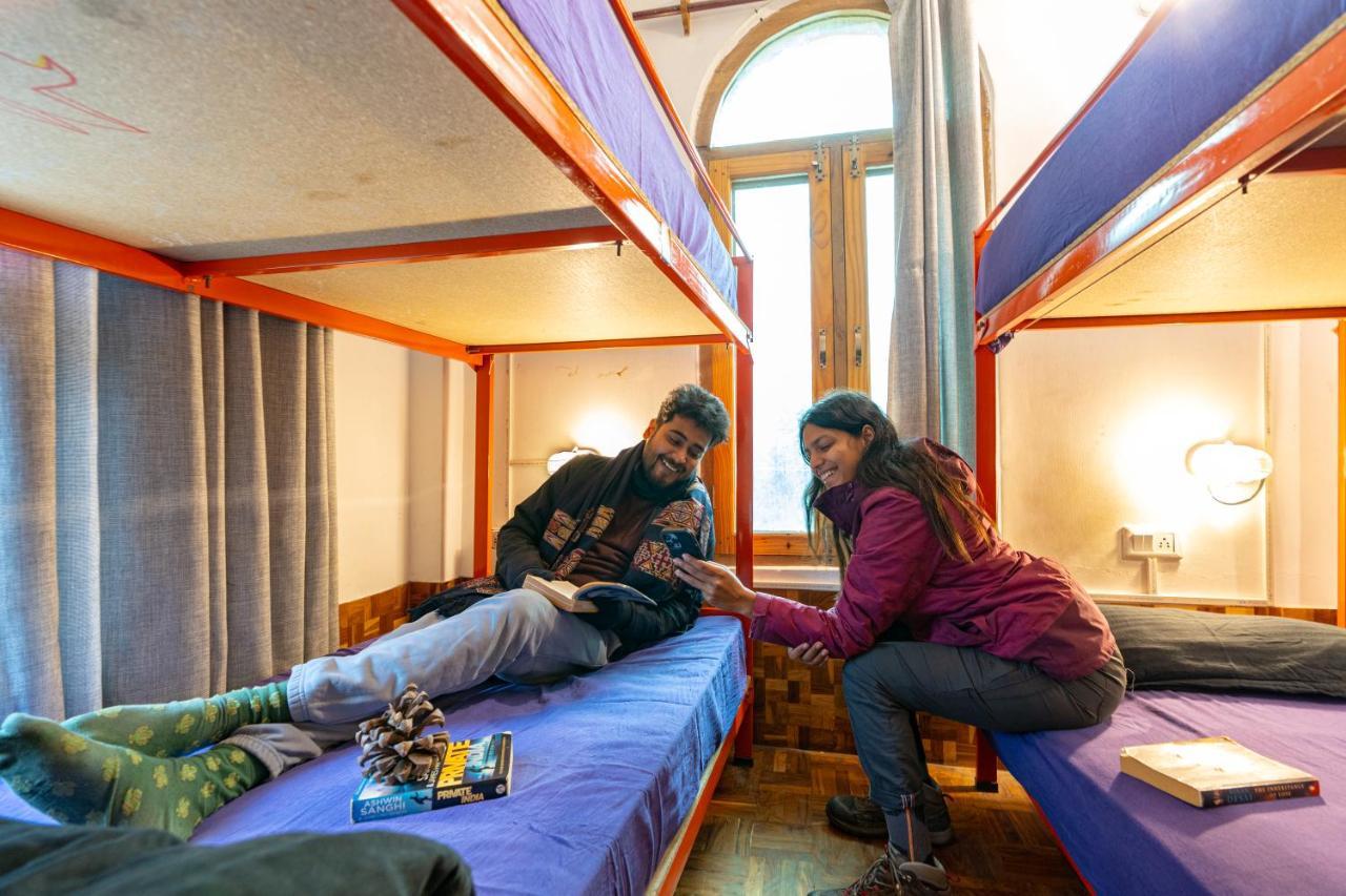 Nomads Hostel Kasol Buitenkant foto